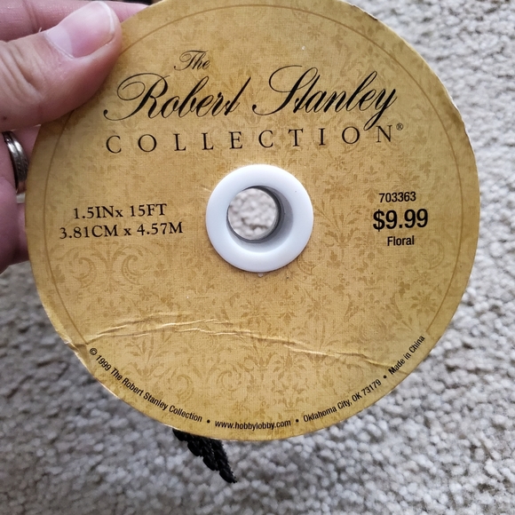 Rhinestone Mesh Ribbon - Picture 2 of 3